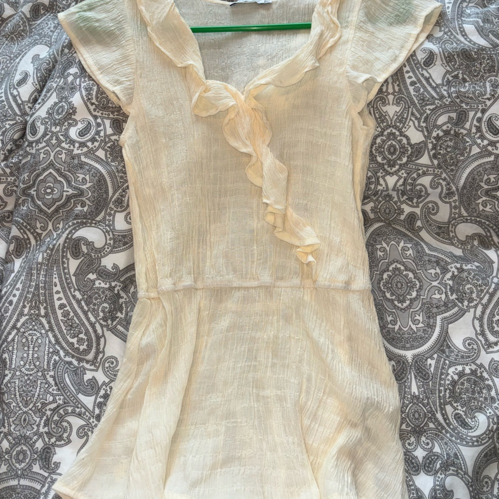 Small cream camisole